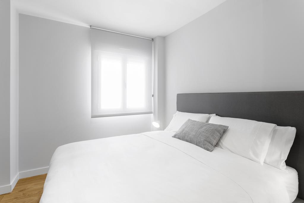Home Art Apartments Мадрид Экстерьер фото