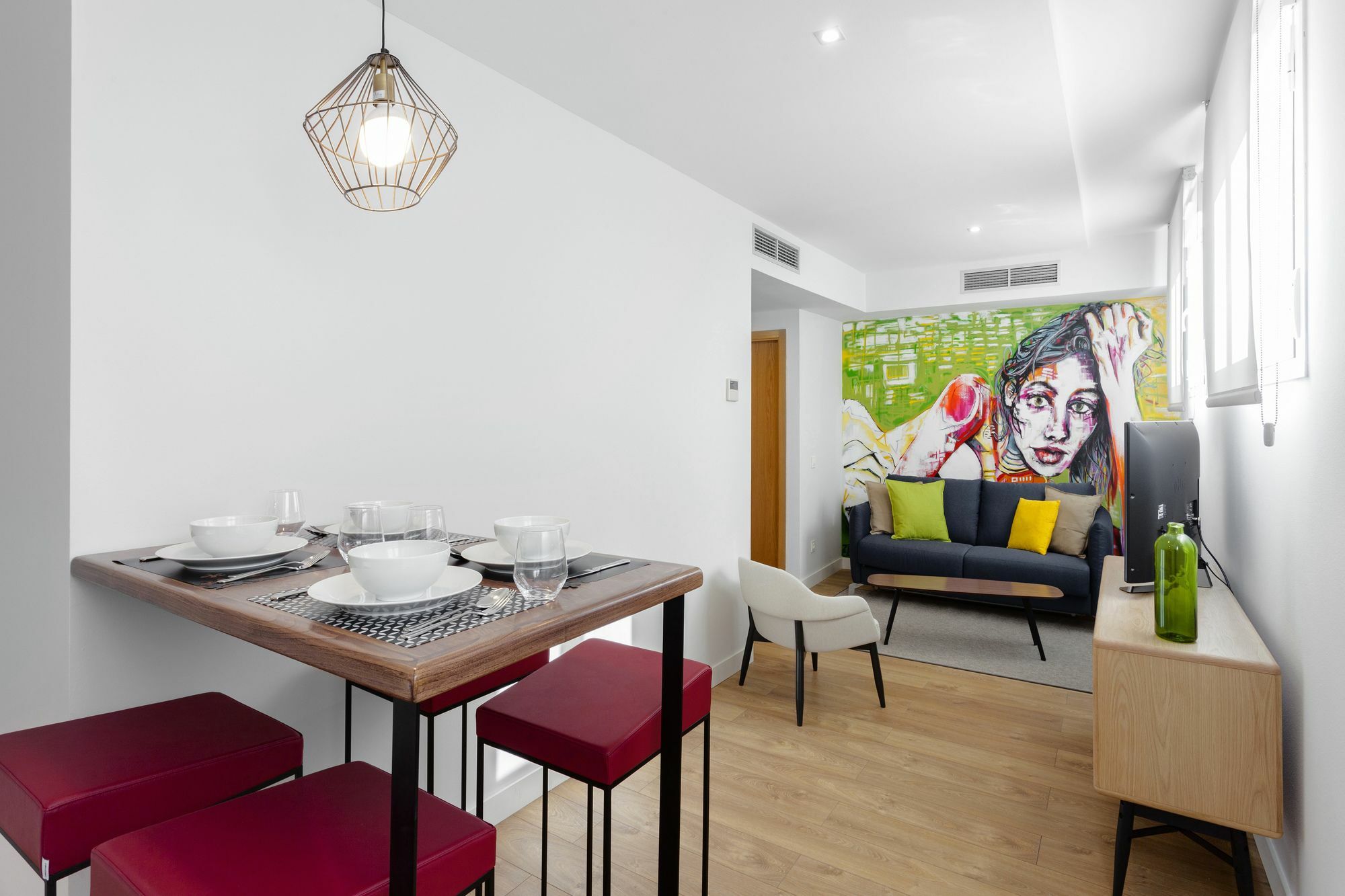 Home Art Apartments Мадрид Экстерьер фото